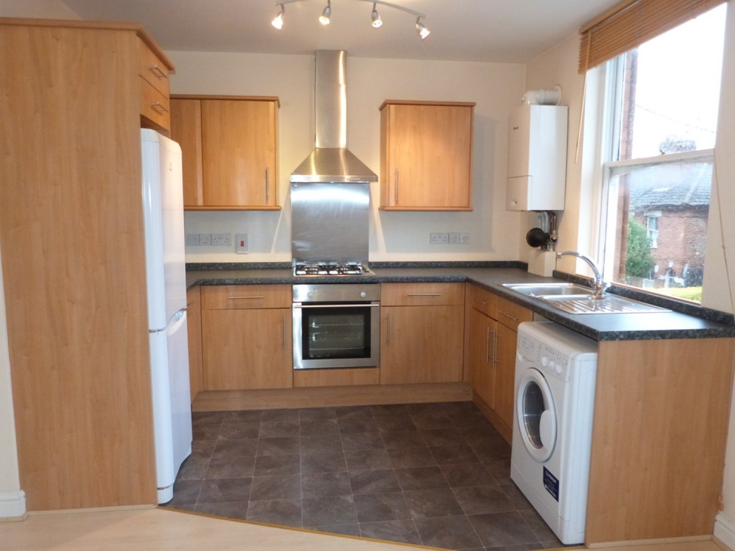 1 bedroom Flat for Letting Arboretum