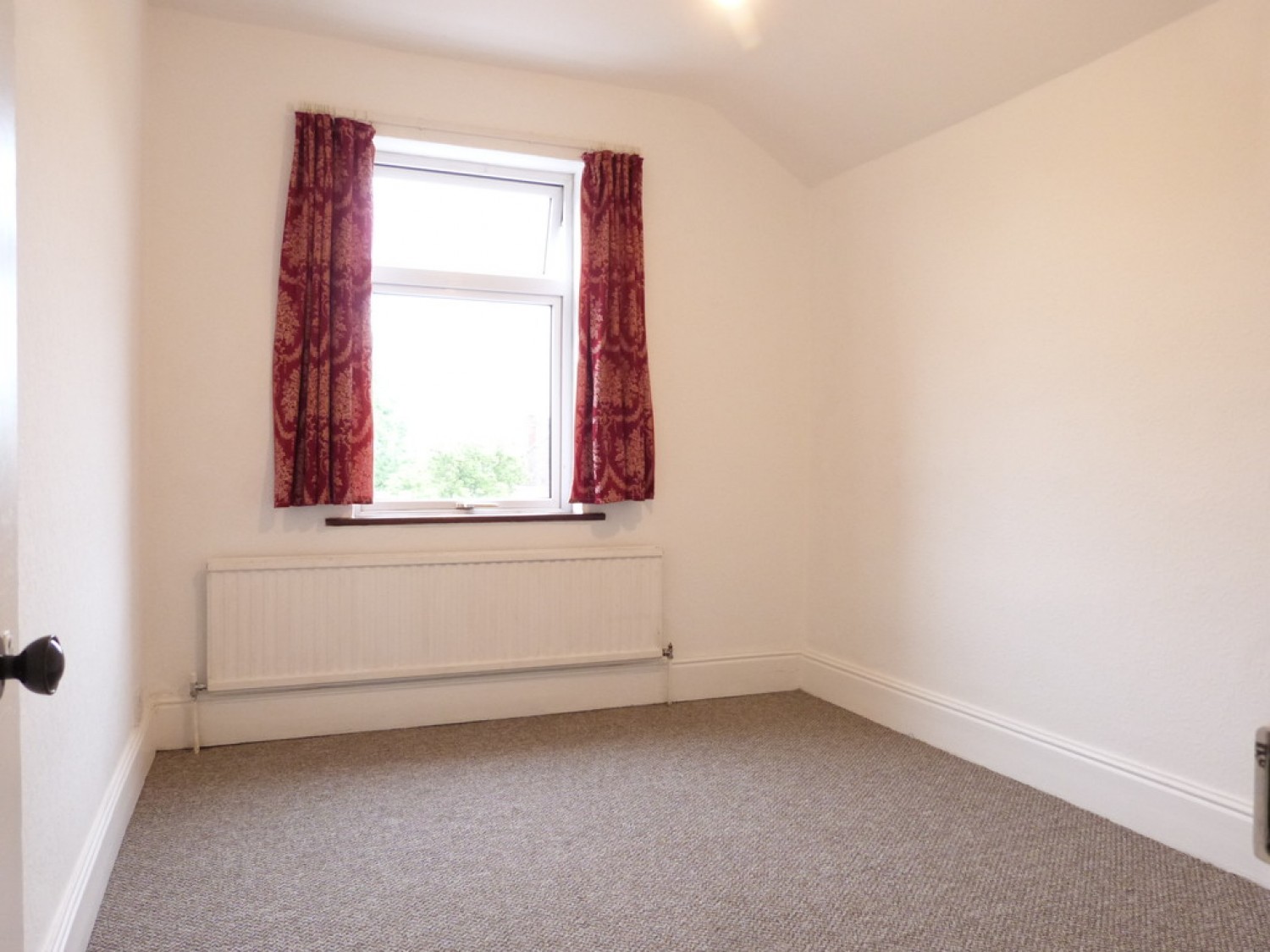 3 bedroom House for Letting The Hill Avenue, Worcester