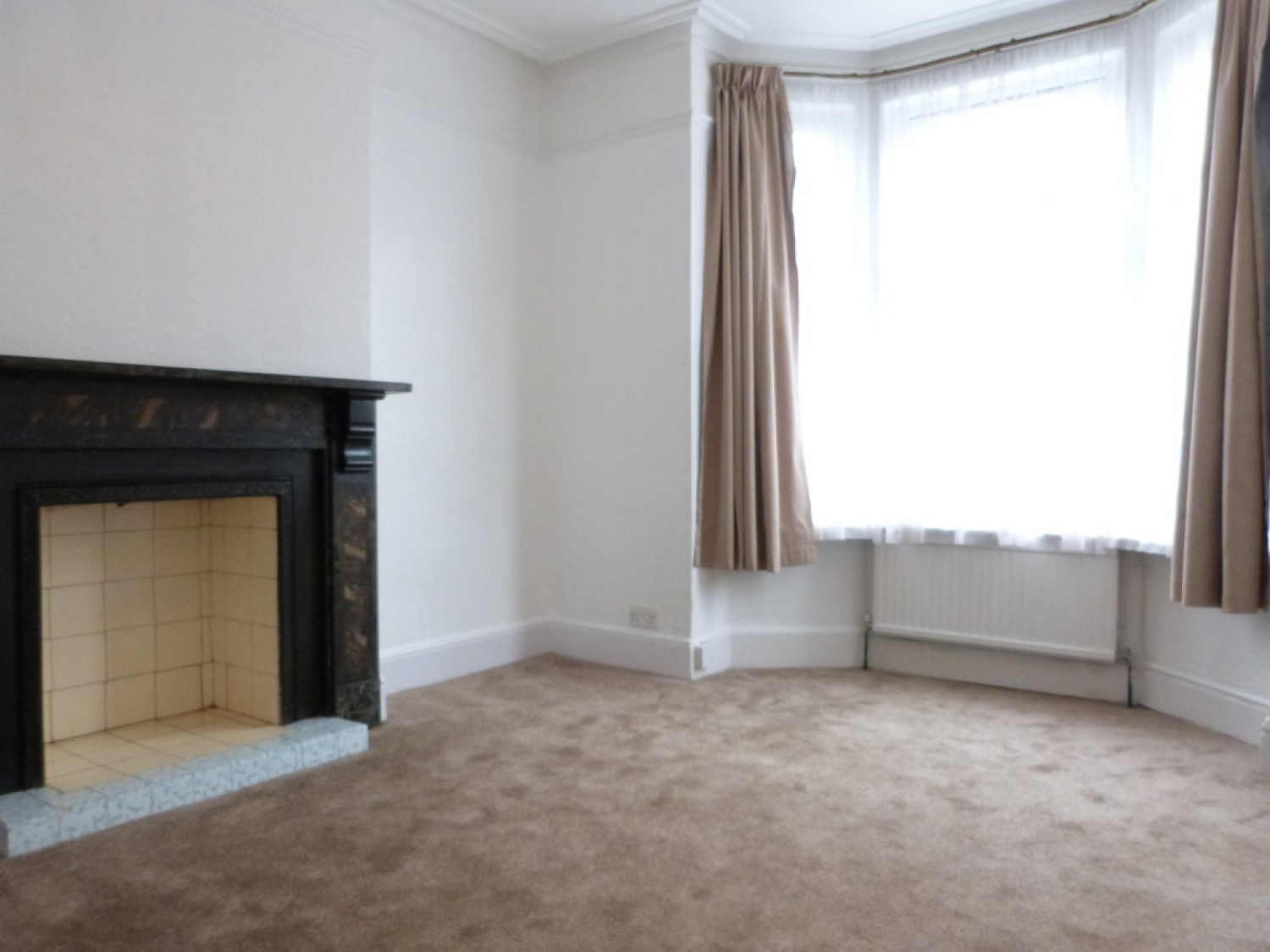 3 bedroom House for Letting The Hill Avenue, Worcester