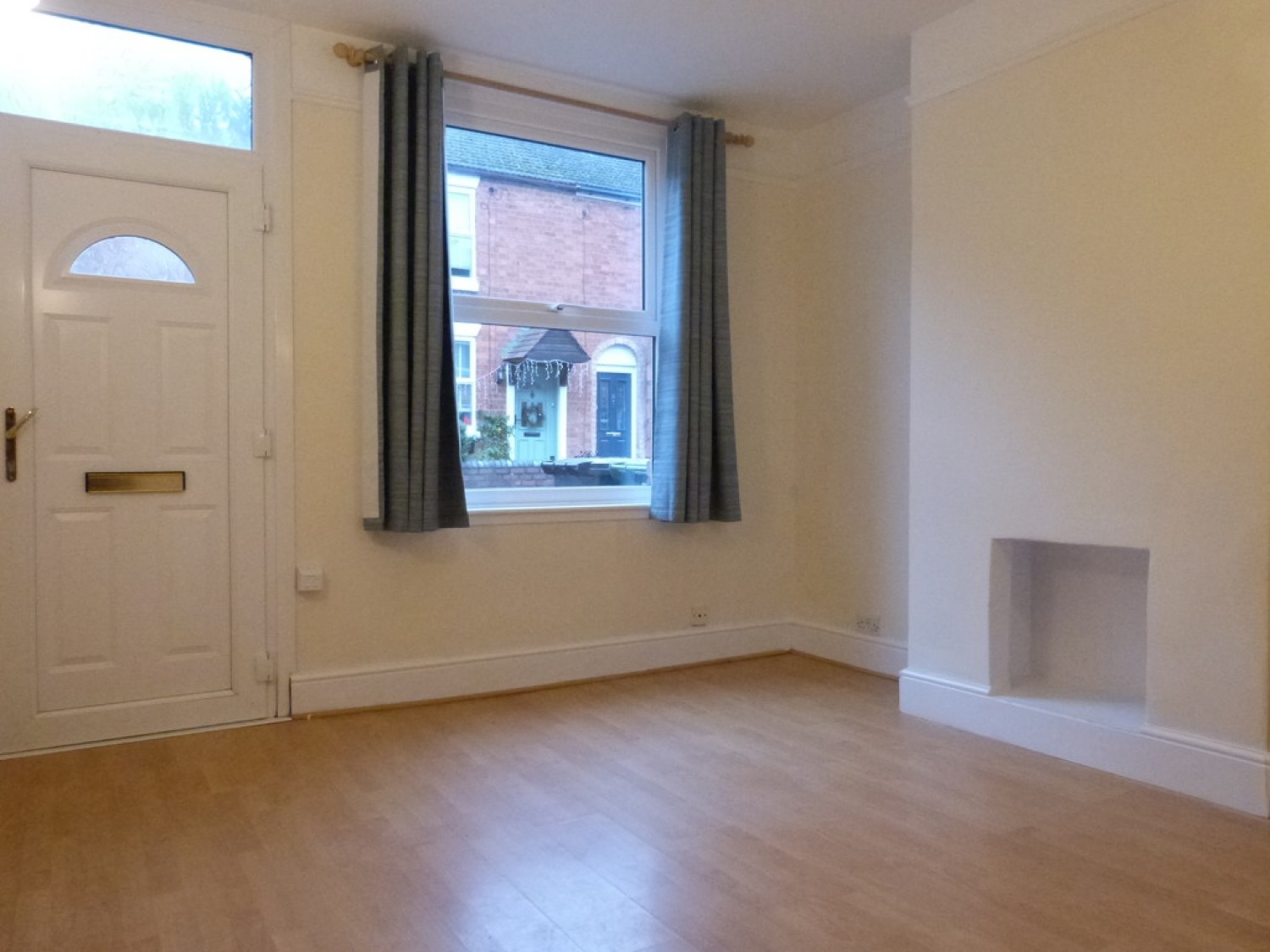 2 bedroom House for Letting Gillam Street, Worcester