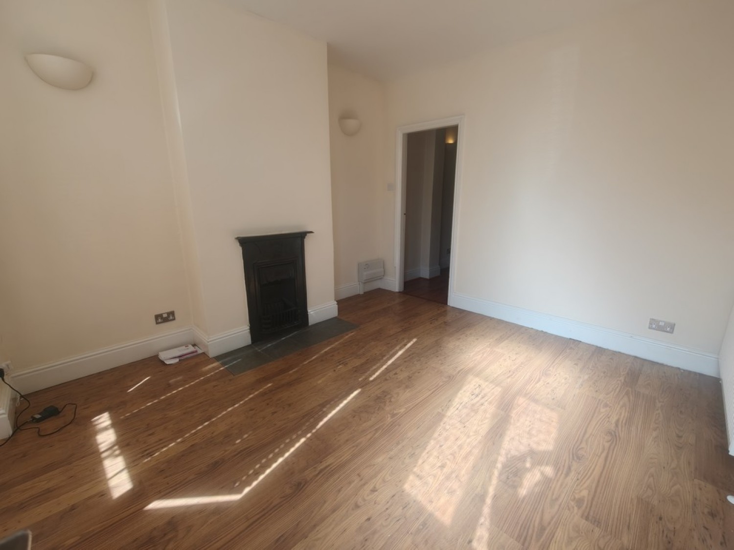 2 bedroom House for Letting Cecil Road