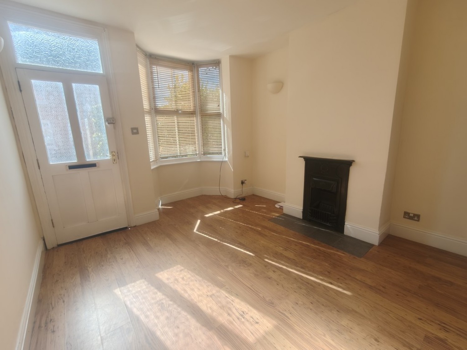 2 bedroom House for Letting Cecil Road