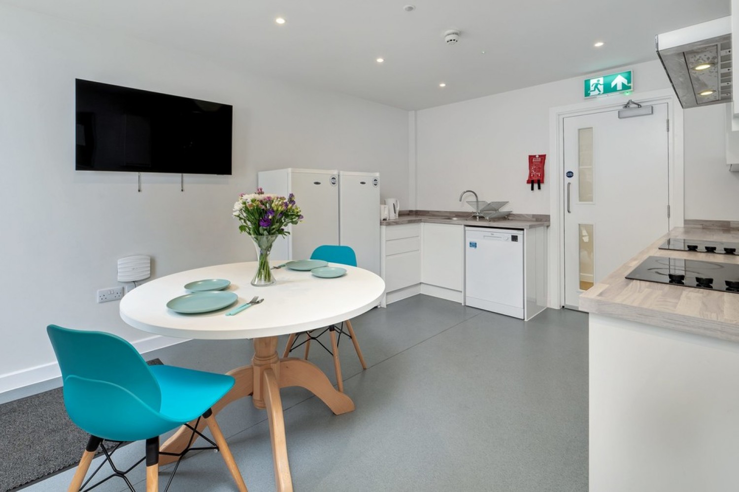 1 bedroom Flat in White Lodge Studios, City Centre