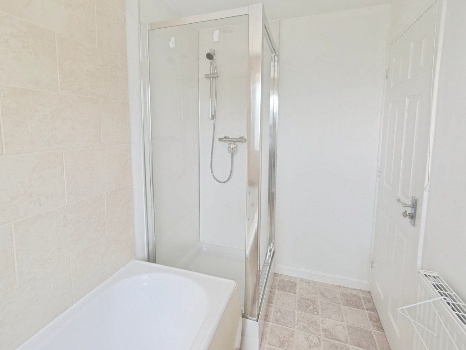 3 bedroom House for Letting Hardwicke Close, St Johns