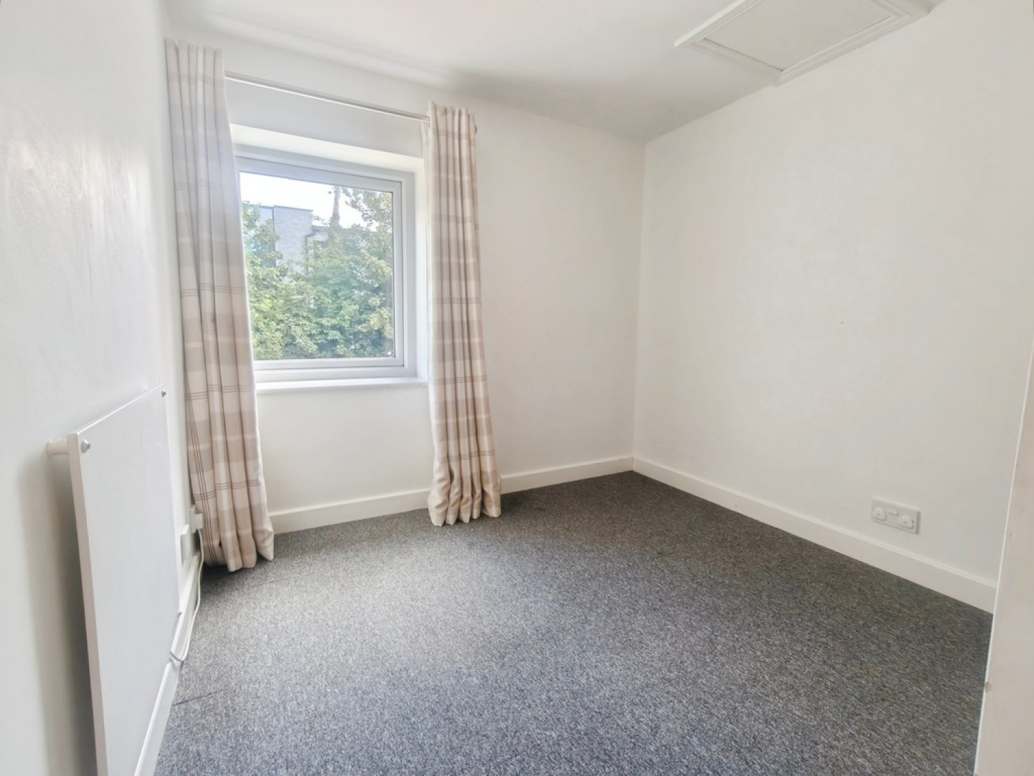 3 bedroom House for Letting Hardwicke Close, St Johns