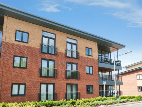 Capstan Court, Diglis