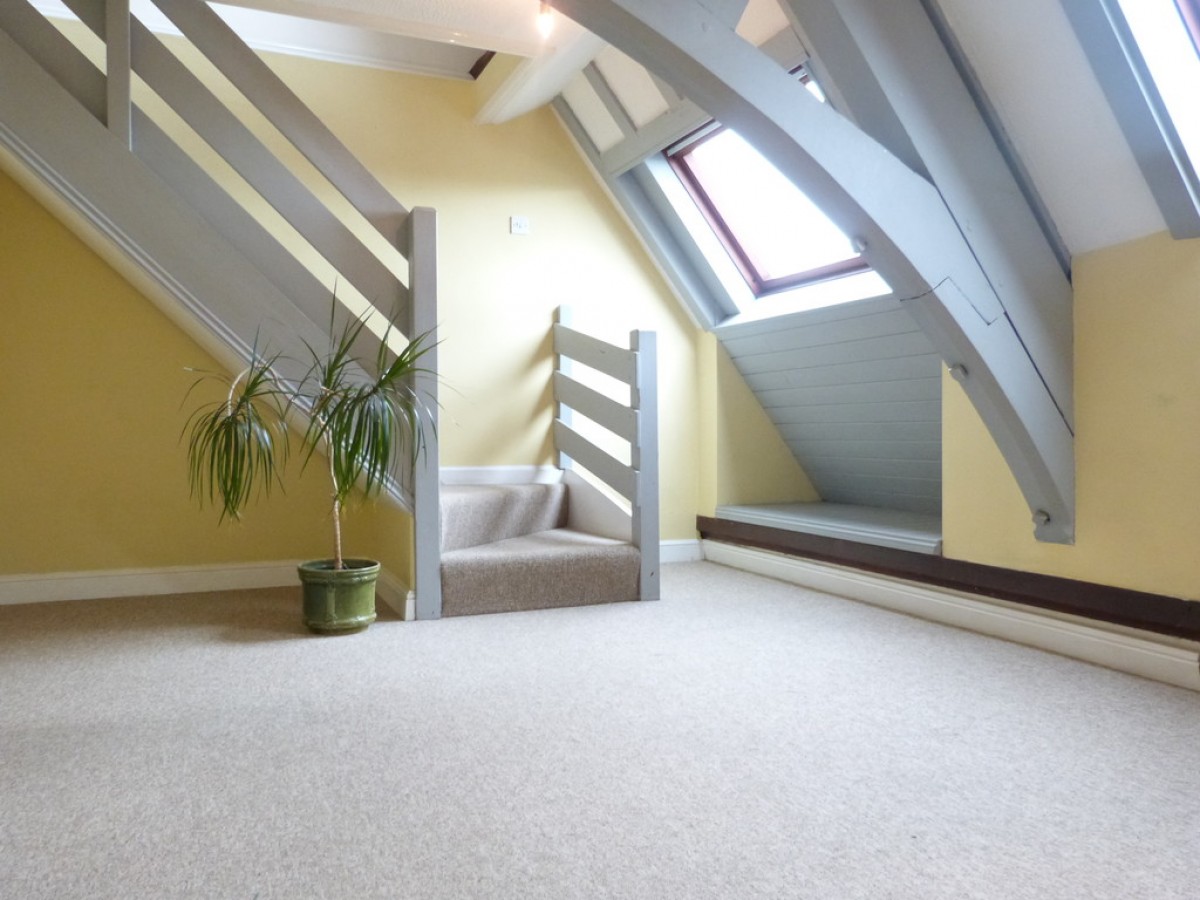 St Marys Court, Sansome Walk