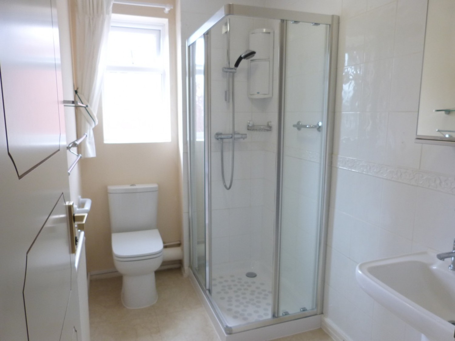 3 bedroom House for Letting St Anne's Road