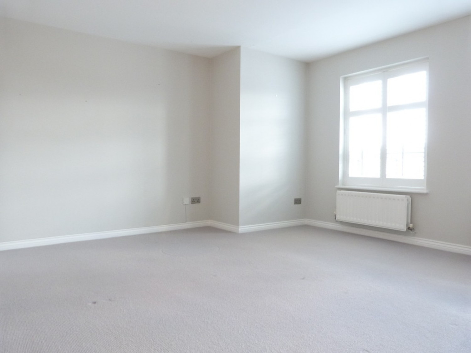 2 bedroom Flat for Letting Kennet Green