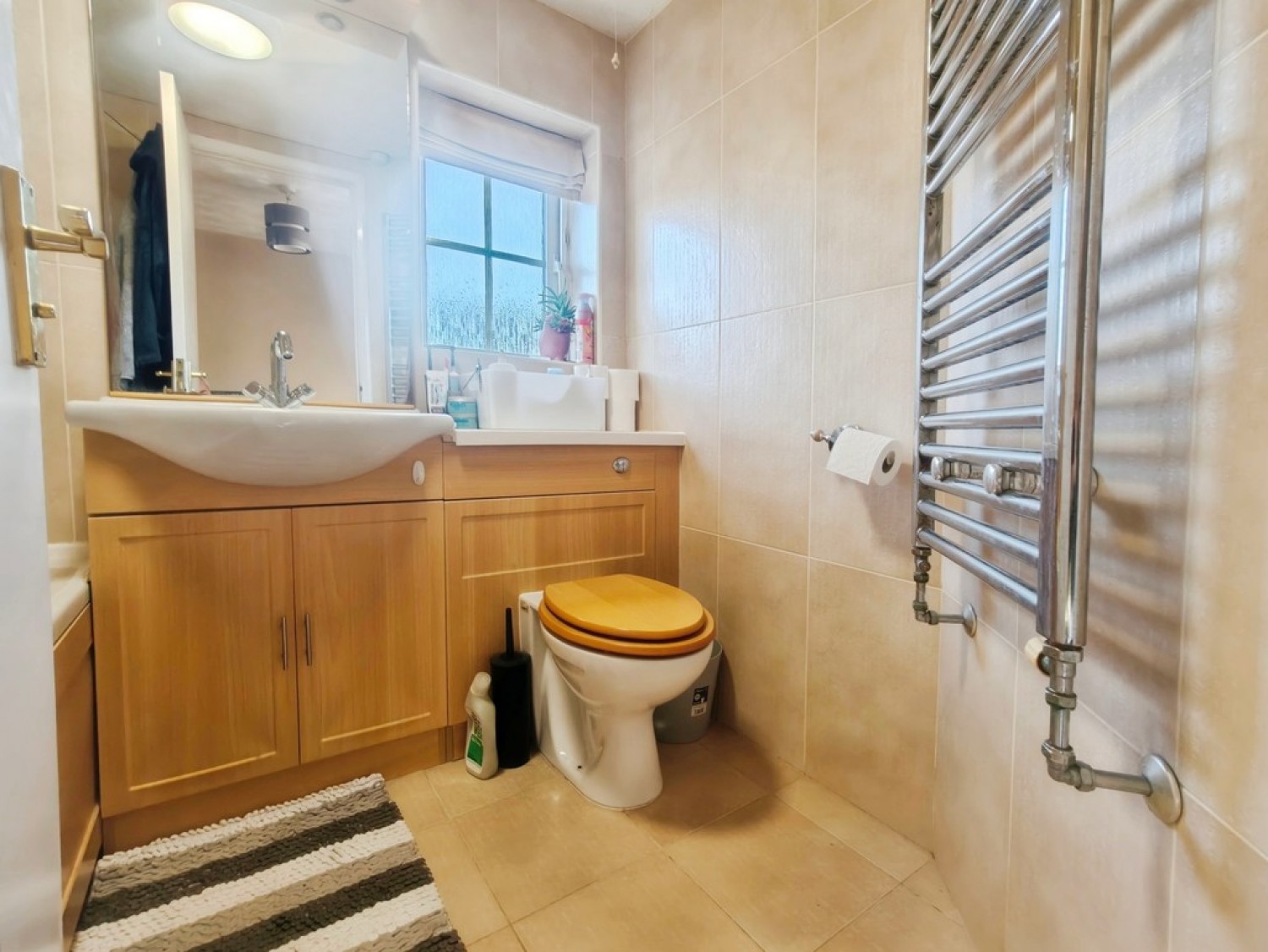 2 bedroom House in Purleigh Avenue, Worcester, Worcestershire