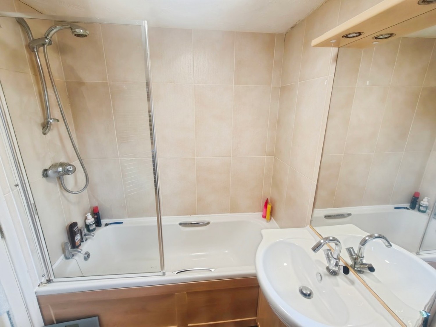 2 bedroom House in Purleigh Avenue, Worcester, Worcestershire