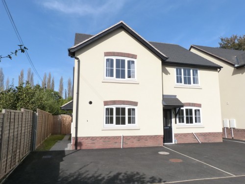 Snowdrop Way, Rushwick