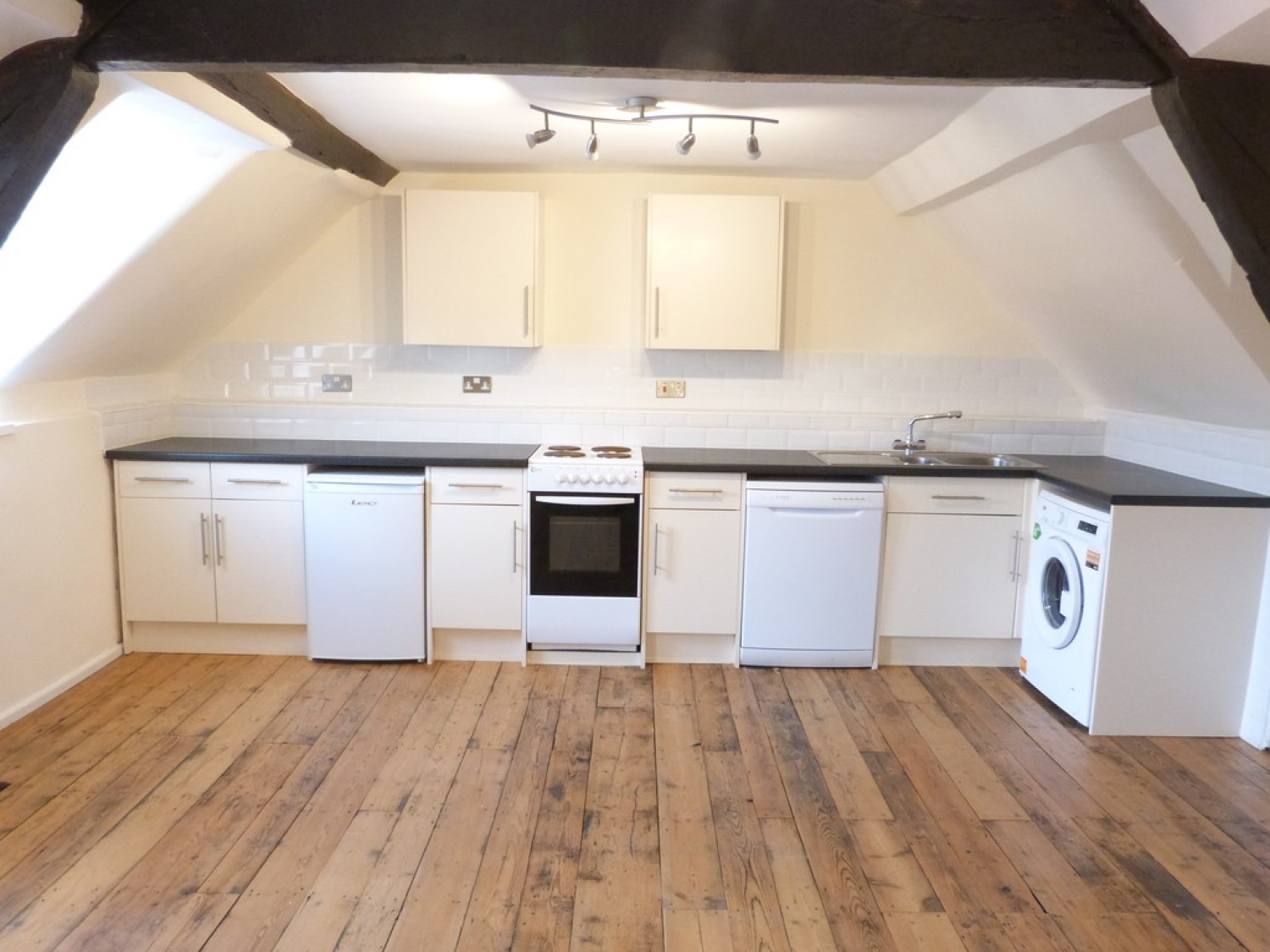 7 bedroom Flat for Sale 45 Foregate Street, Worcester, WR1 1EE