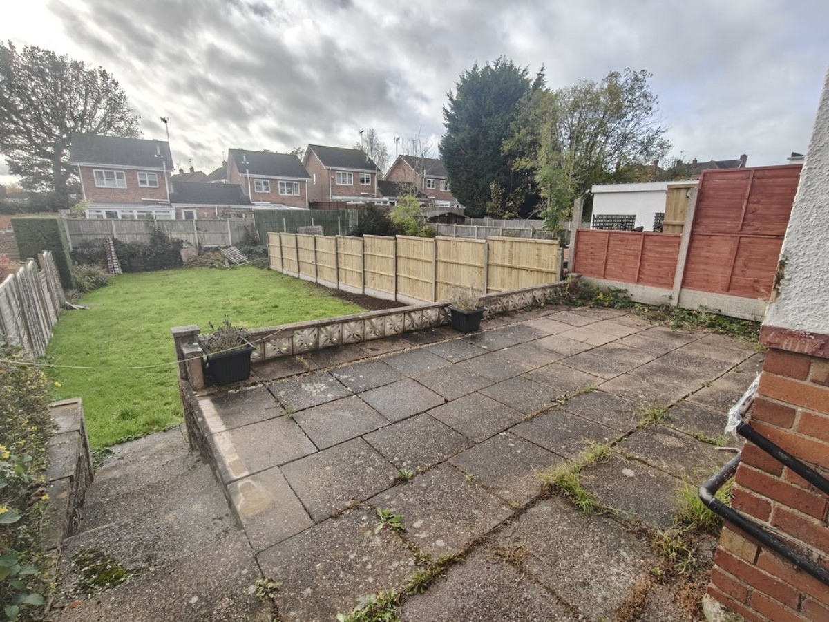 The Meadway, Headless Cross