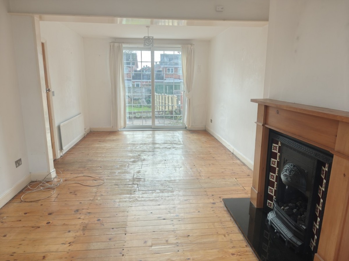 The Meadway, Headless Cross