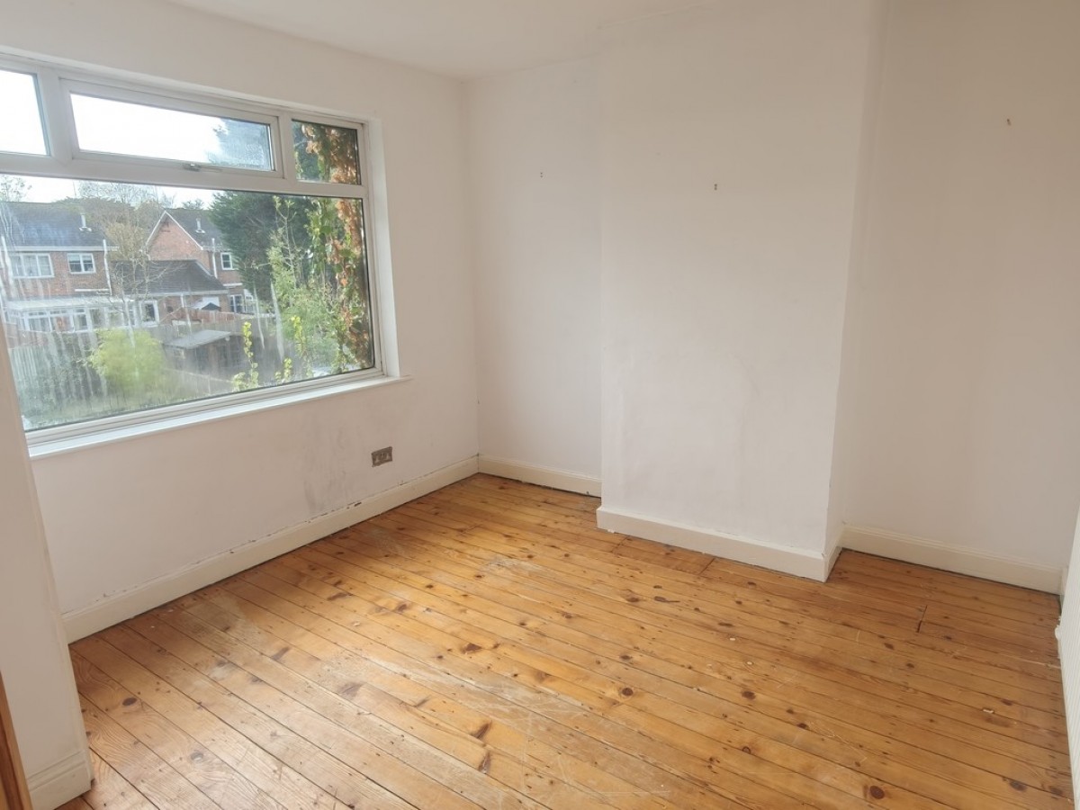 The Meadway, Headless Cross