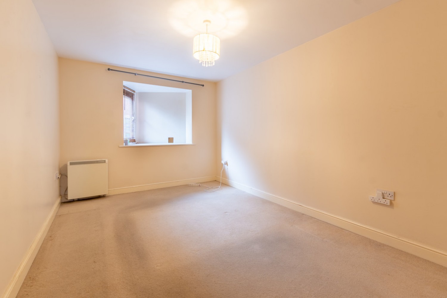 1 bedroom Flat for Sale Taylors Court, Taylors Lane