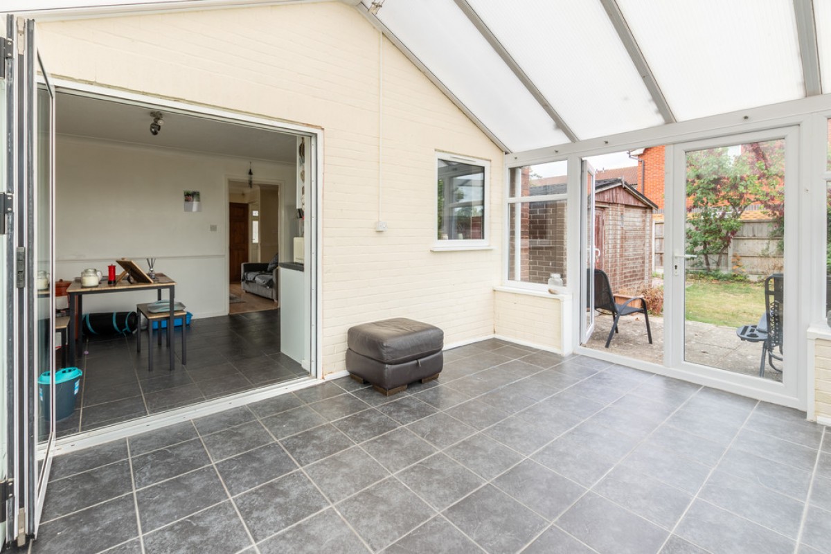 Chelmsford Drive, Worcester