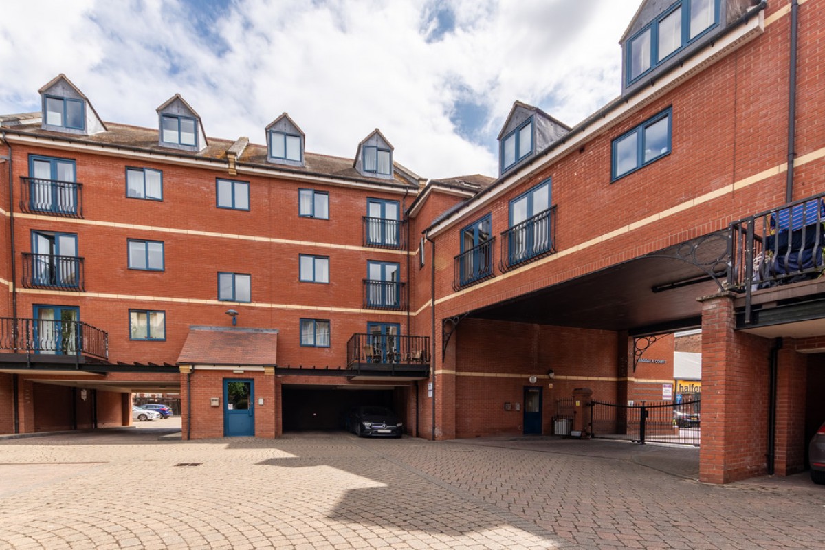 Magdala Court, Worcester