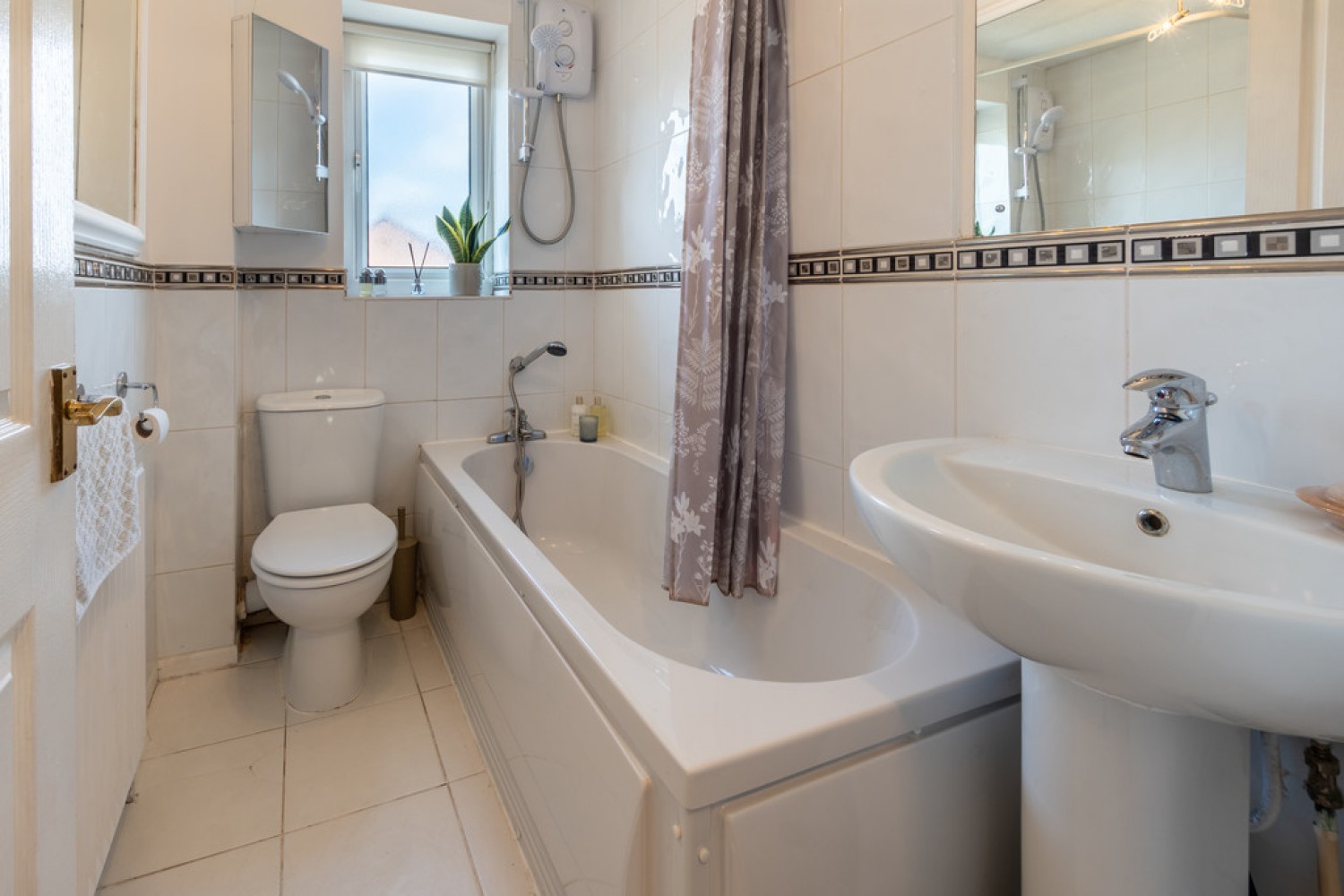 Woodland Close, Worcester, Worcestershire