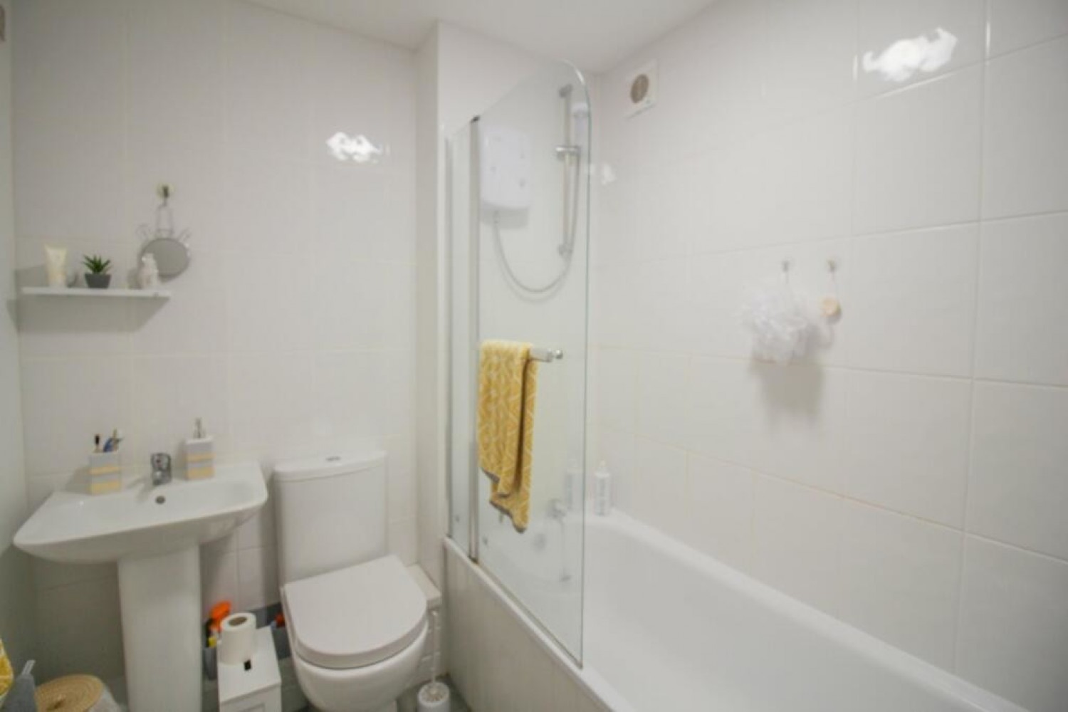 2 bedroom Flat for Letting Amber Reach,, City Centre