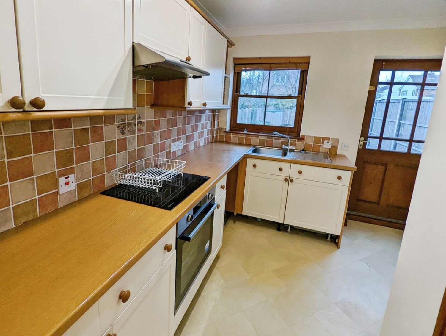2 bedroom House for Letting Checketts Lane,, North Worcester