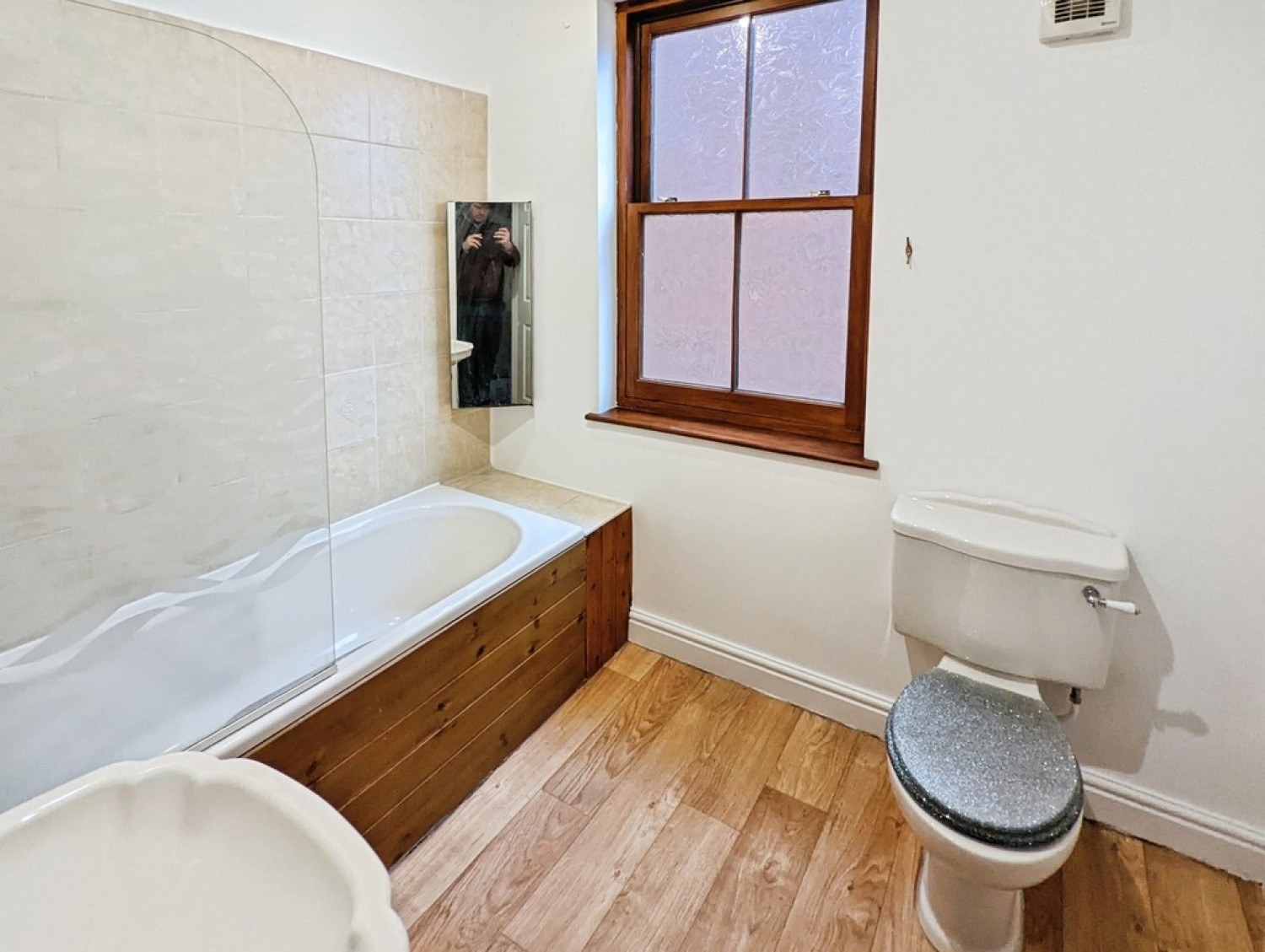 2 bedroom House for Letting Checketts Lane,, North Worcester