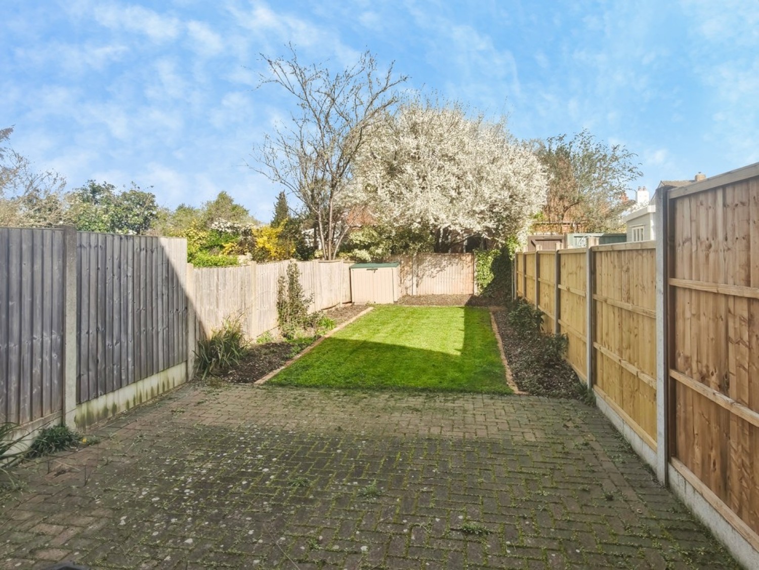 2 bedroom House for Letting Checketts Lane,, North Worcester