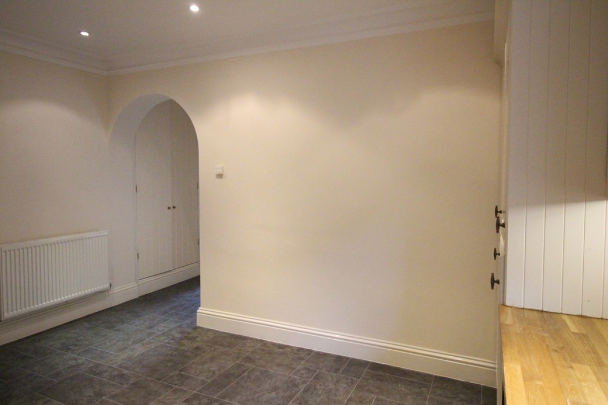 Elevation 83, City Centre