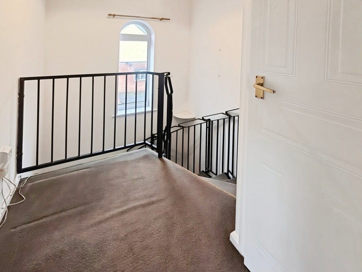 Wiselack Place, Warndon Villages