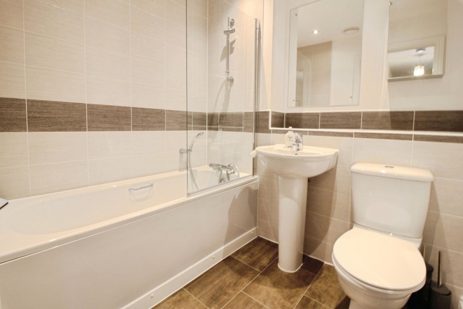 2 bedroom Flat in Brookside Terrace, Barbourne
