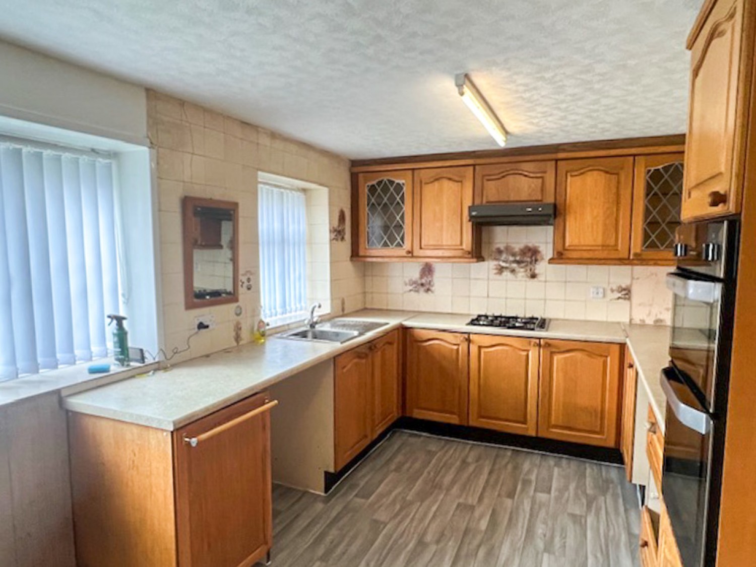 2 bedroom Bungalow for Letting Bath Road, Broomhall