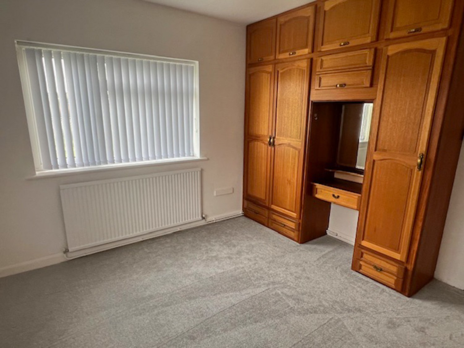 2 bedroom Bungalow for Letting Bath Road, Broomhall