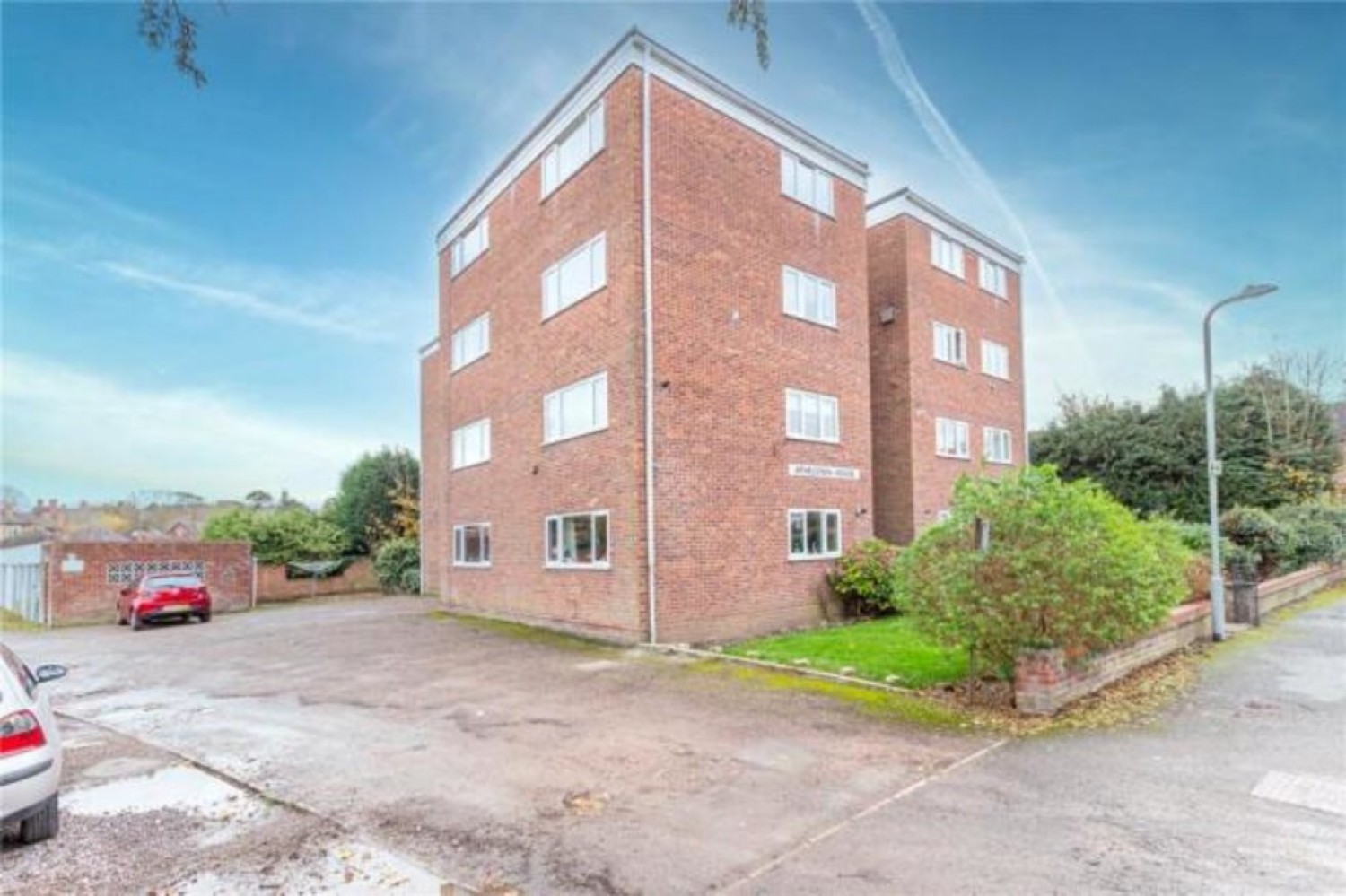 2 bedroom Flat for Sale Athelstan House, Battenhall