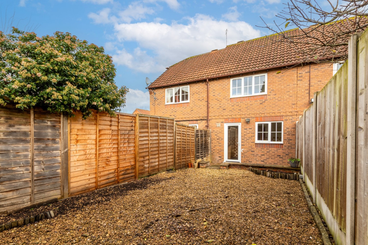 Pippen Field, Warndon Villages