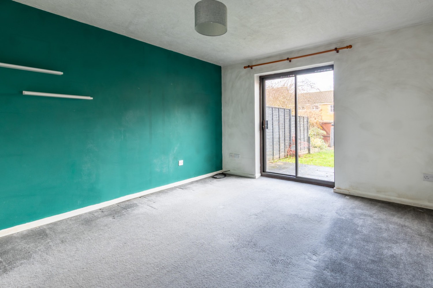 2 bedroom House for Sale Nine Acres Green