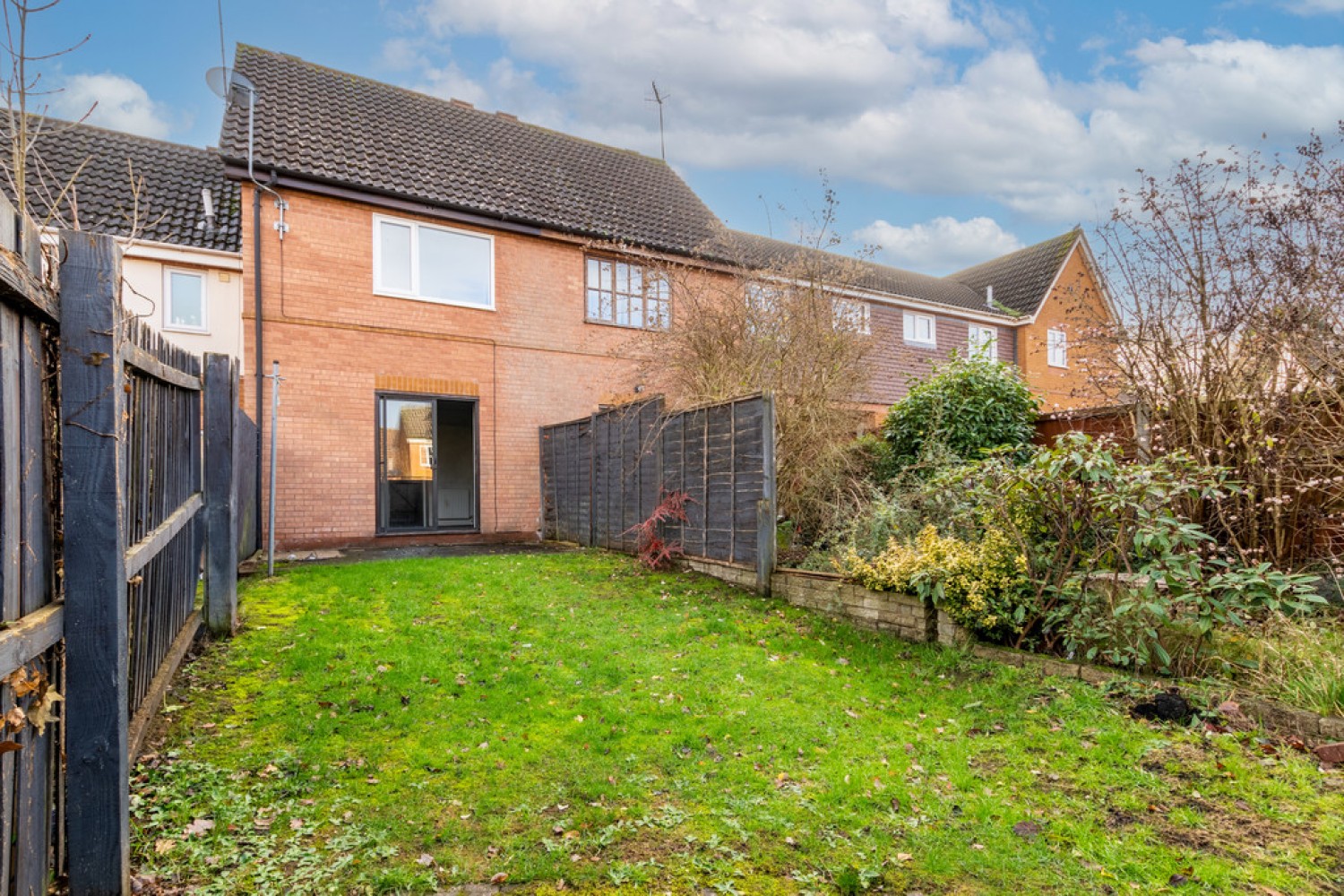 2 bedroom House for Sale Nine Acres Green