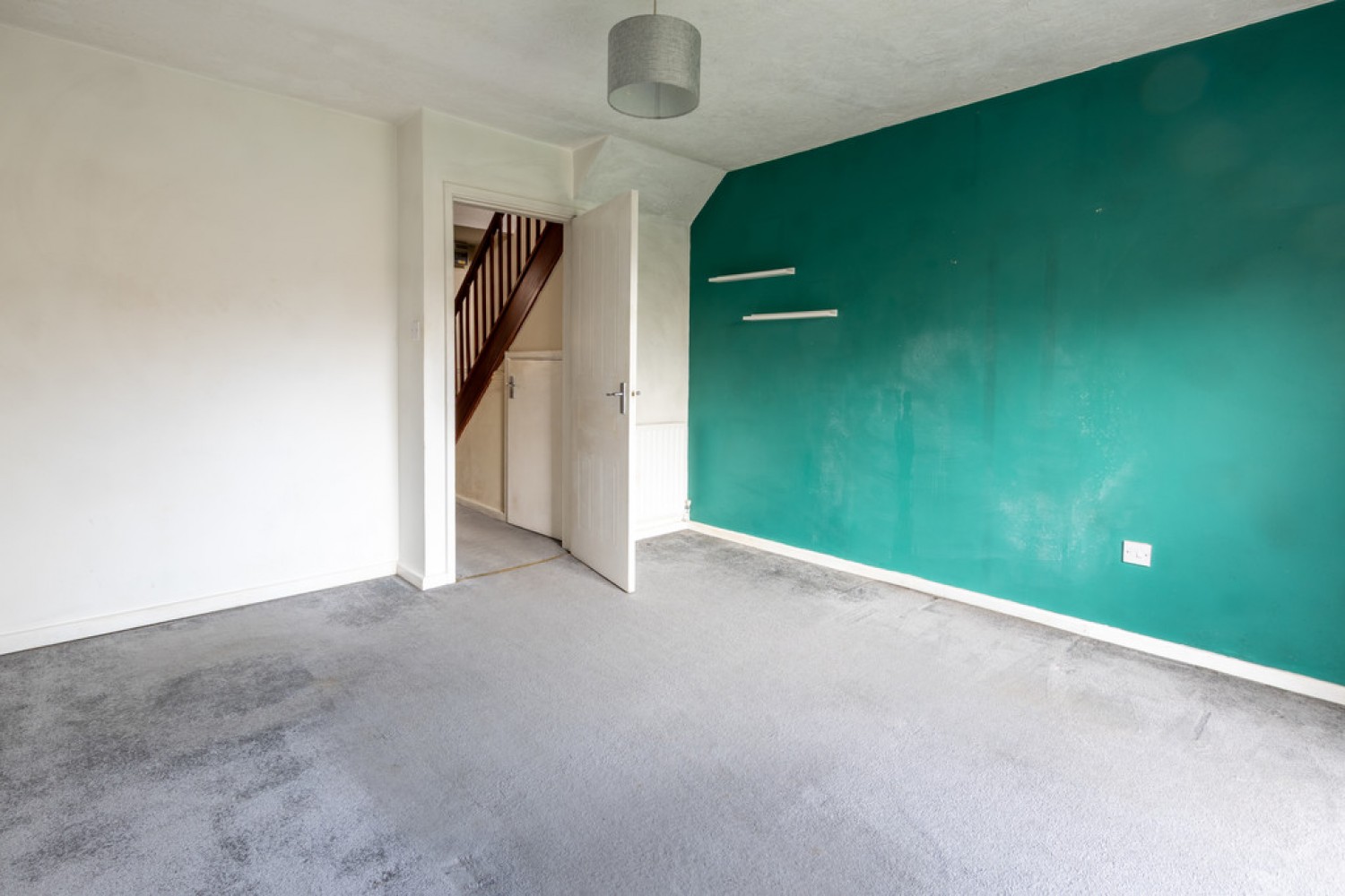 2 bedroom House for Sale Nine Acres Green