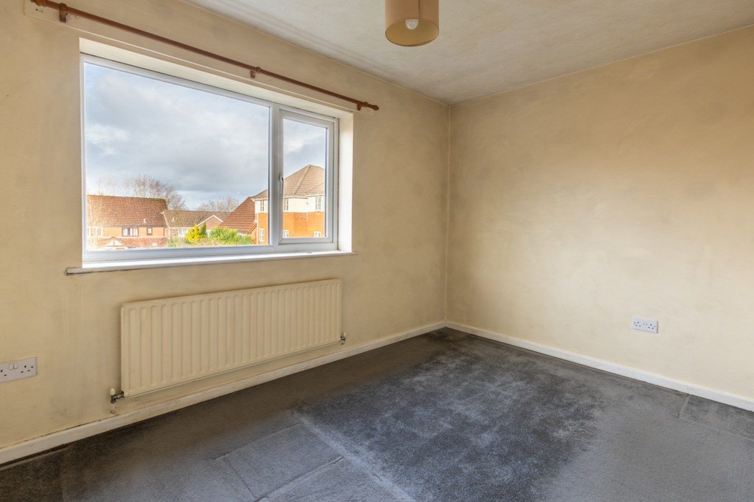 2 bedroom House for Sale Nine Acres Green