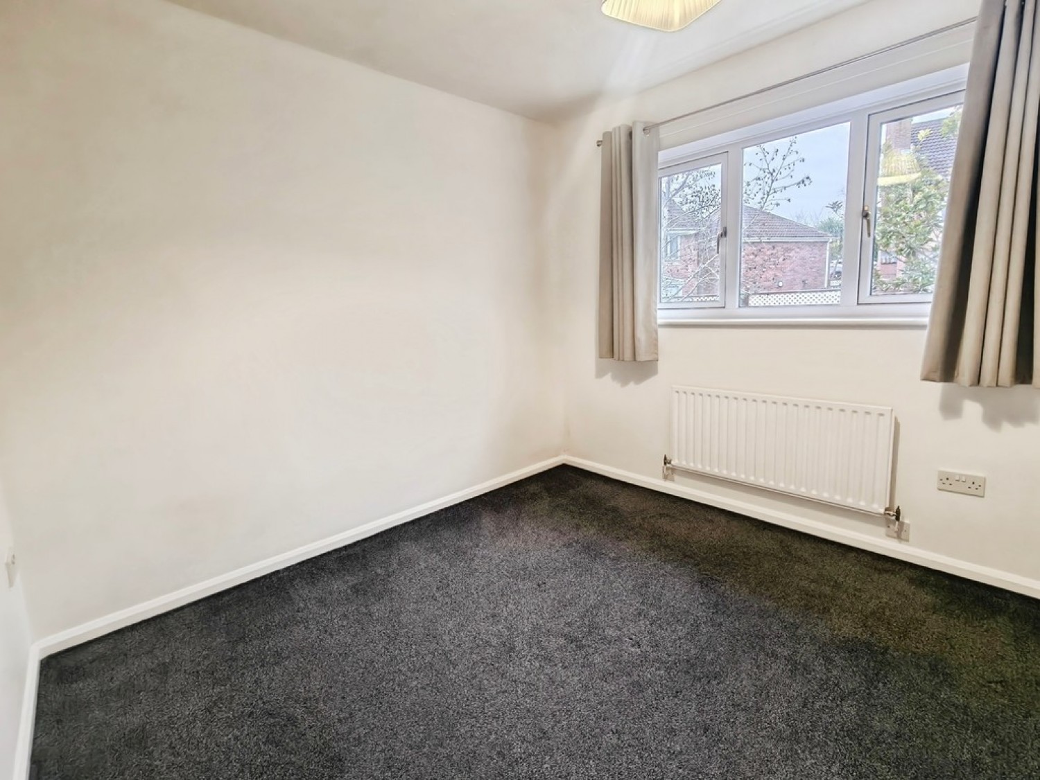 2 bedroom House for Letting Vetch Field Avenue, Worcester