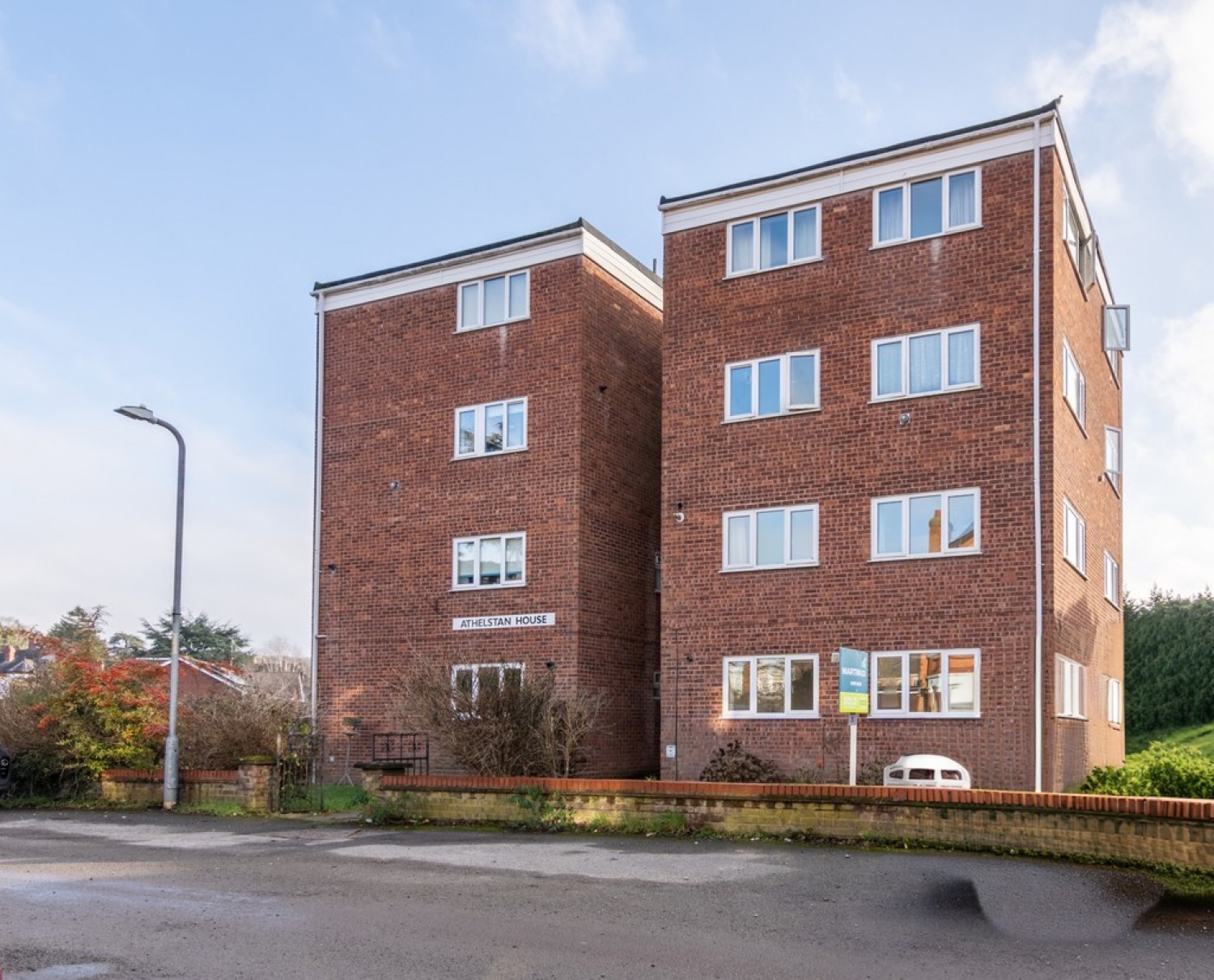 2 bedroom Flat for Sale Athelstan House, The Hill Avenue