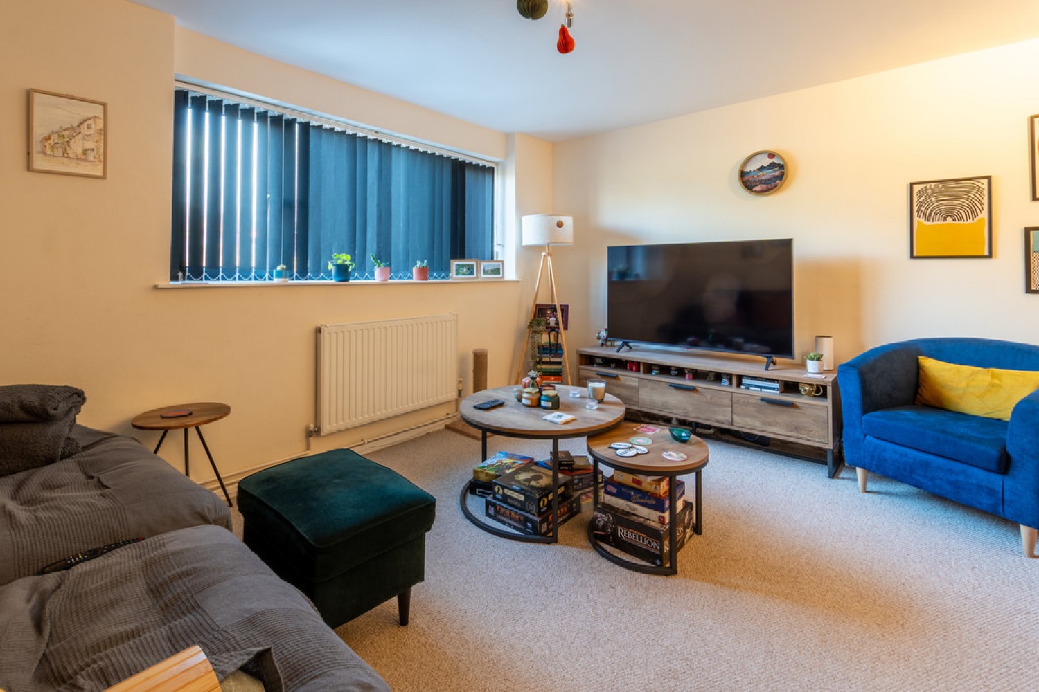 2 bedroom Flat for Sale Athelstan House, The Hill Avenue