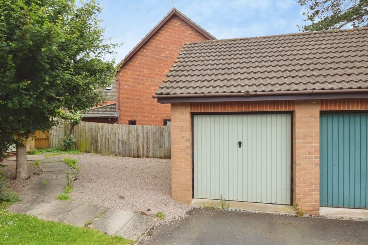 3 bedroom House for Sale Essex Close, Powick, WR2 4PX