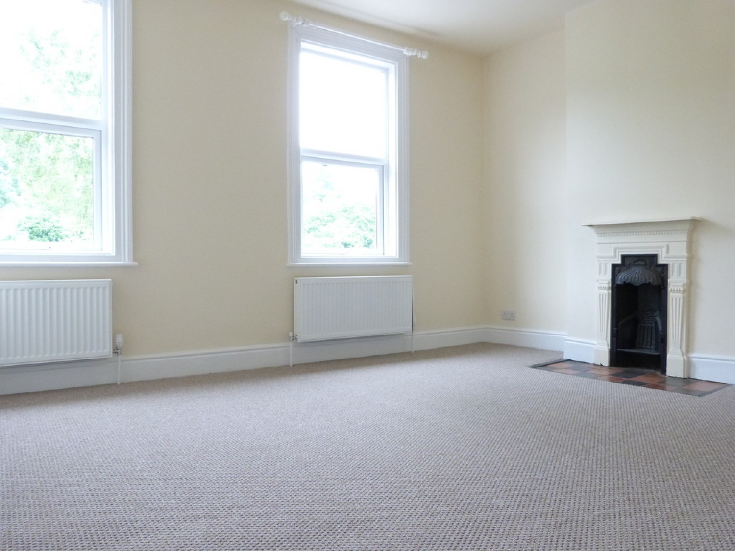 2 bedroom House for Sale Wolverton Road, Worcester
