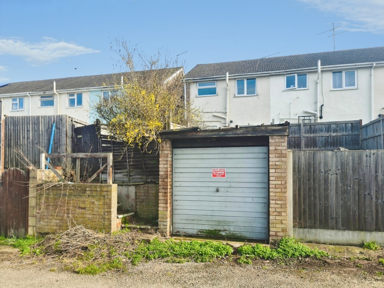 3 bedroom House for Sale Hawkwood Crescent, St Johns