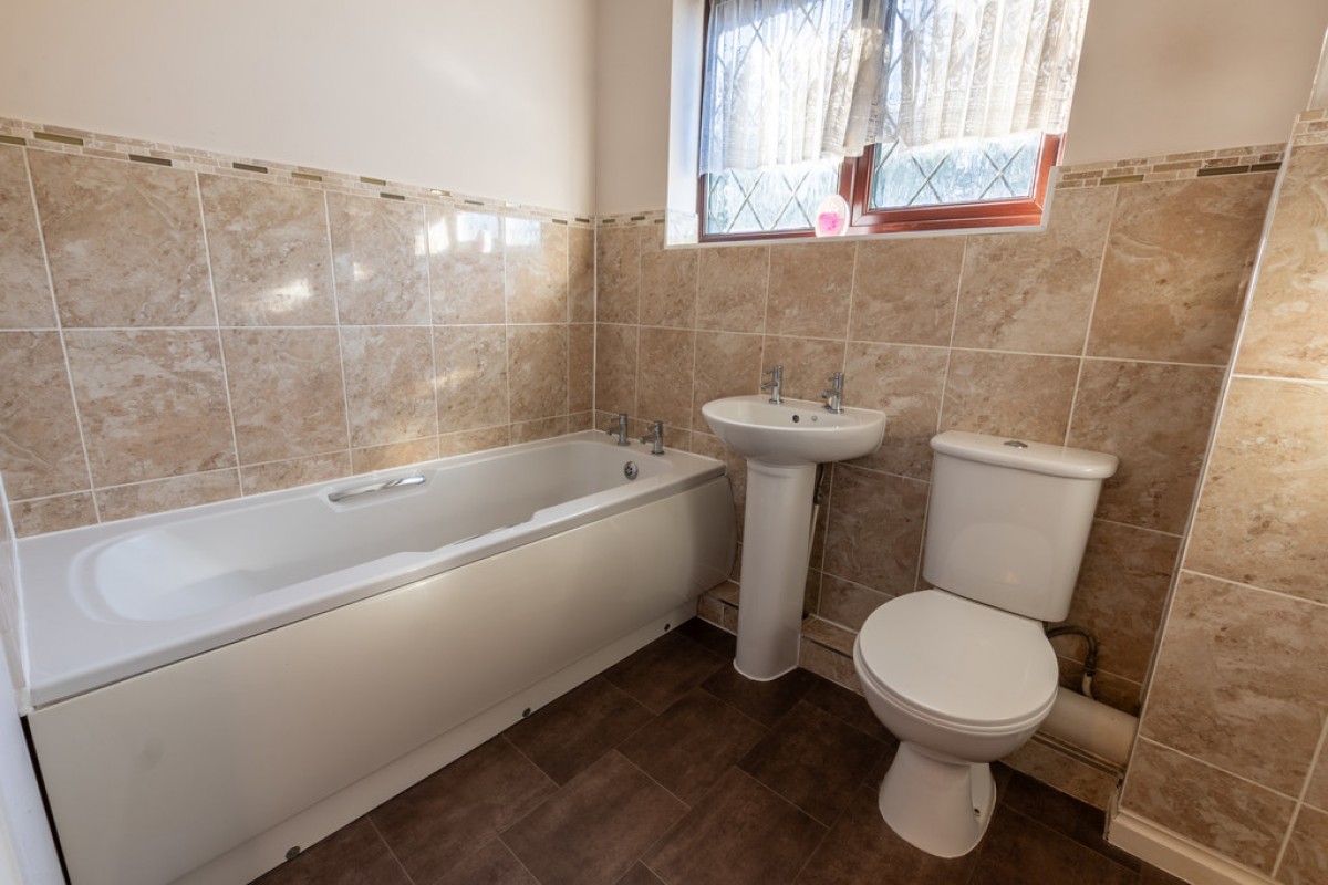 Woodbank Drive, Catshill