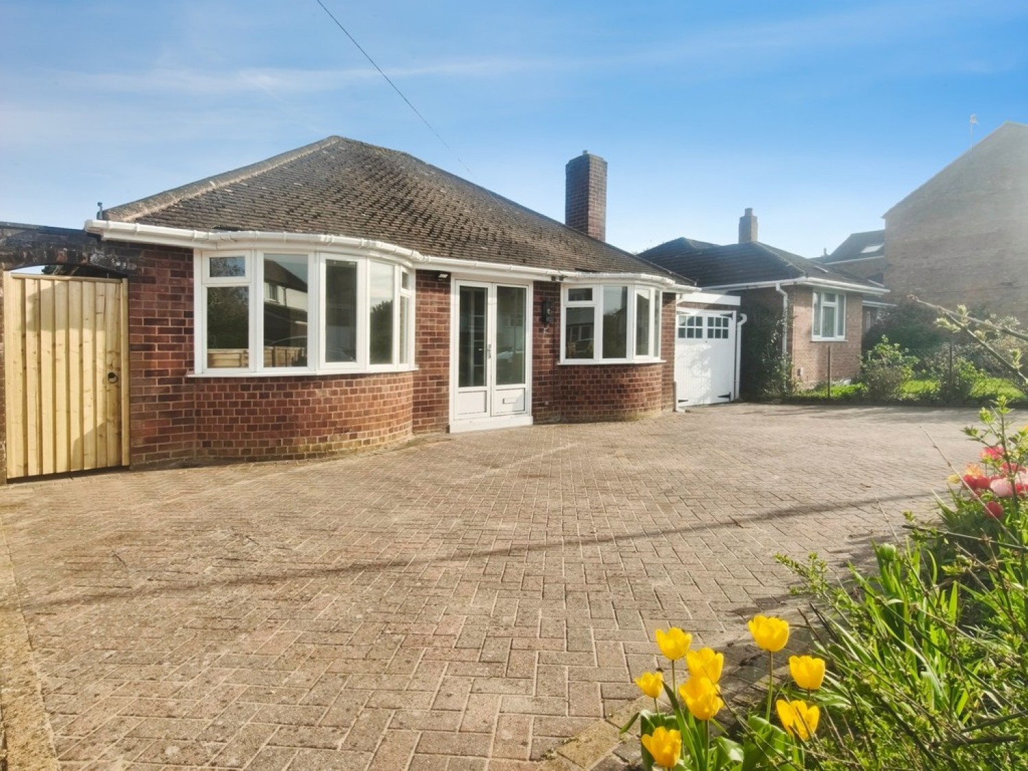 2 bedroom Bungalow for Letting Sebright Avenue