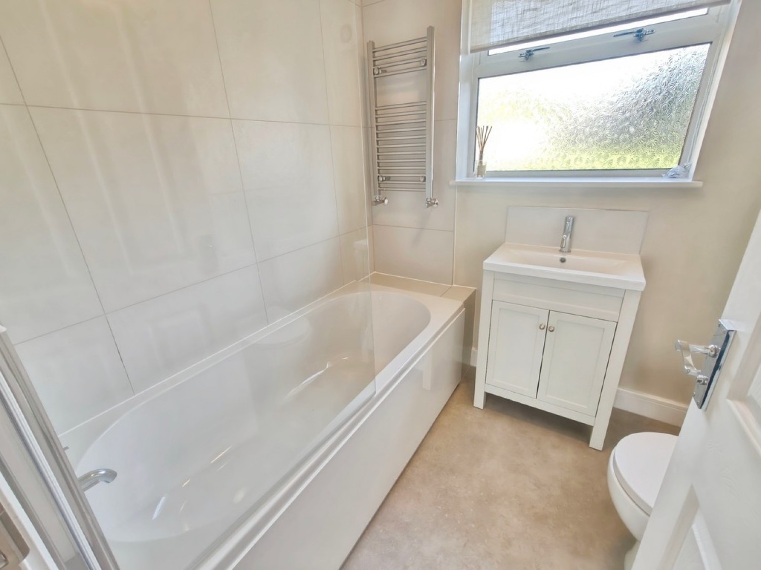 2 bedroom Bungalow for Letting Sebright Avenue