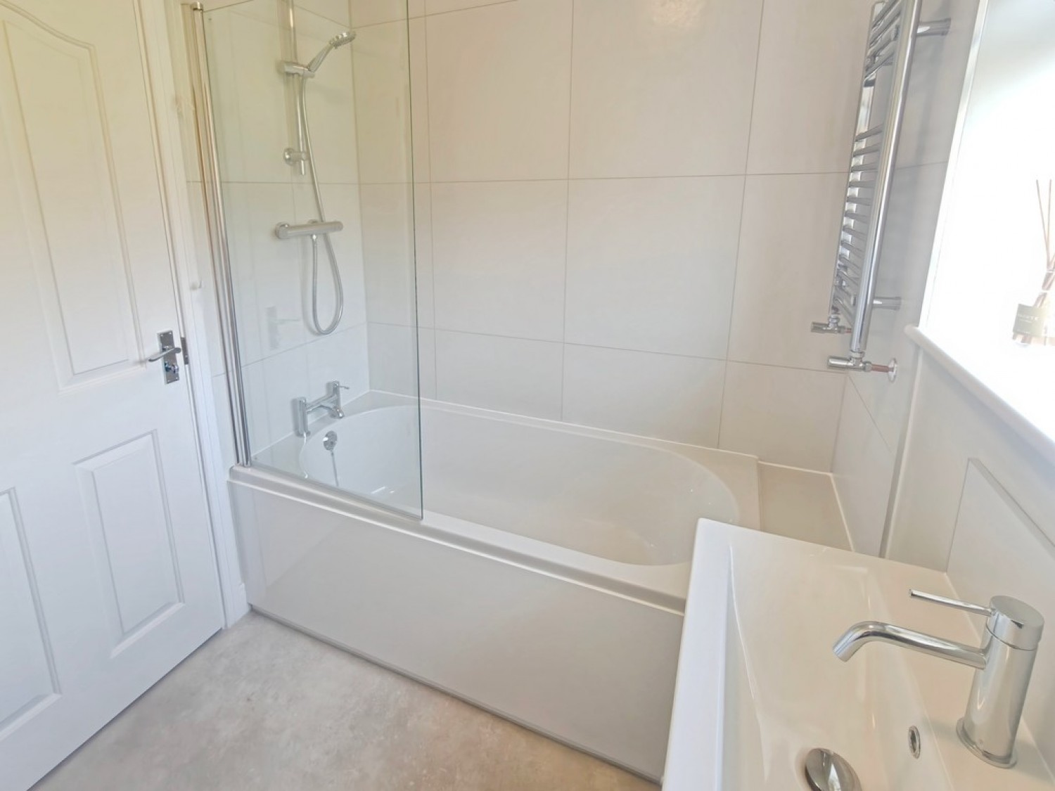 2 bedroom Bungalow for Letting Sebright Avenue