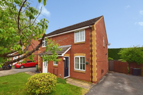 21 Blackwood Road, Bromsgrove, B60 1AN